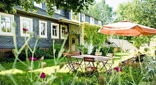 Terasse und Garten beim FSJ in Thüringen