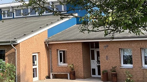Backsteinhaus beim FSJ in Kiel