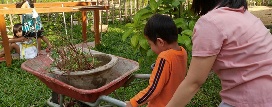 Vietnam: Dieu Giac, Thanh Lan, Tho Trang Childcare Center